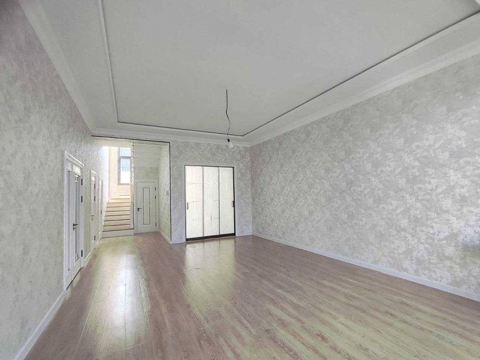 Продаётся двухэтажный коттедж в Кибрайском районе не далеко от ТТЗ.