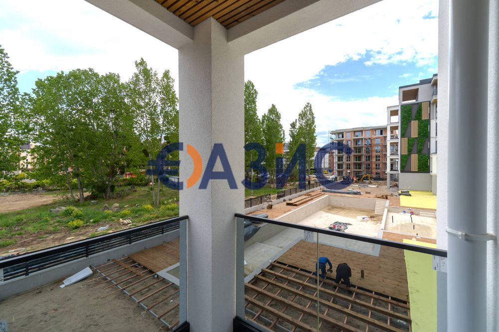 Продава се Двустаен апартамент в к.к. Слънчев бряг - 71 кв.м за 970 €/кв.м - Снимка #5