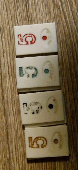 Vând 2 seturi 97 si 76 piese de remi tip Mediaș