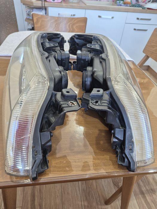 Кристални фарове VALEO за Рено Лагуна 2