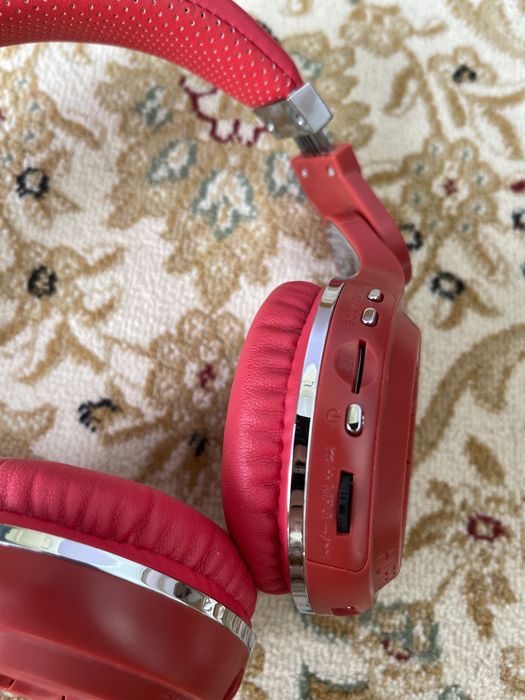 Беспроводные наушники