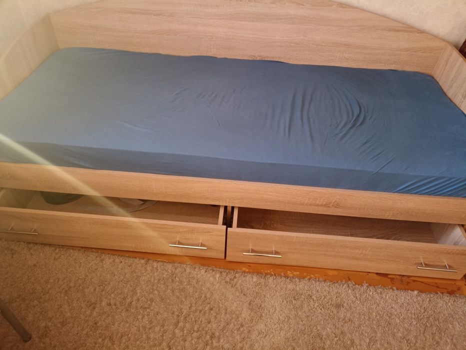 Продам две кровати