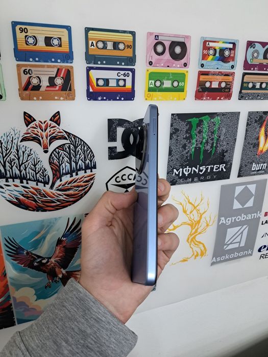 Продам Redmi A3 память 64gb состояние идеальное