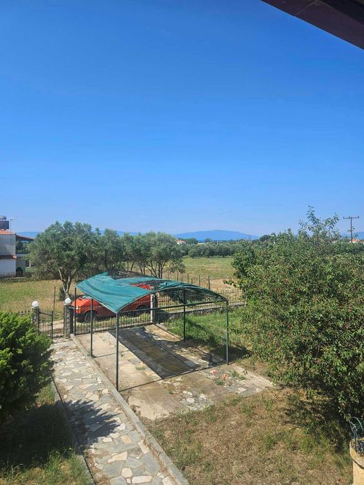 Двуетажна къща Паралия Кариани, Гърция