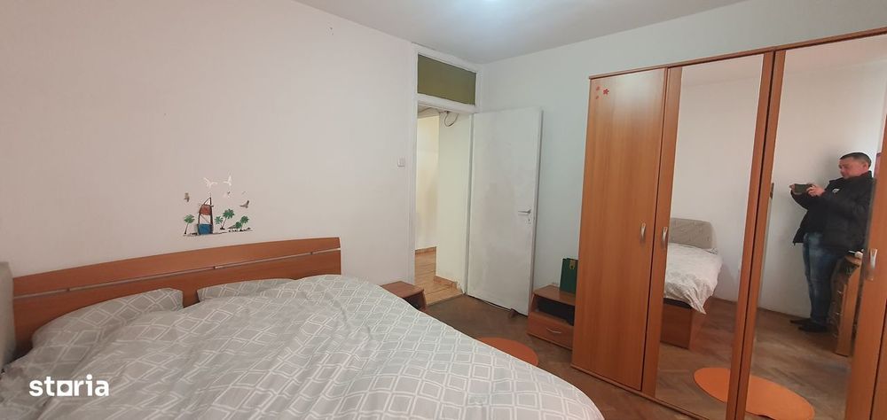 Inchiriez apartament 2 camere,decomandat,Calea Dumbravii (Dioda)