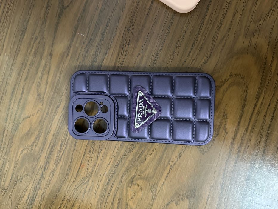 Чехлы на iphone 14 pro