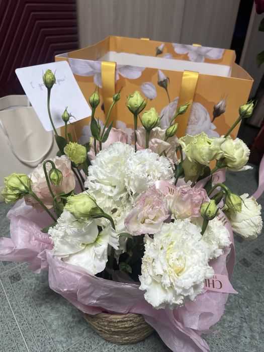 продаю букет chic flowers