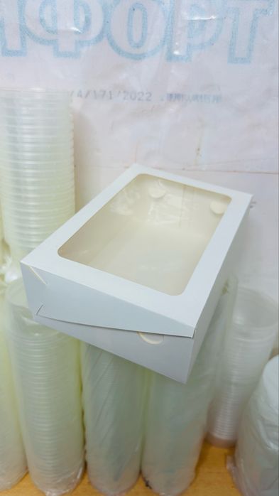 Коробки подарочные с экраном