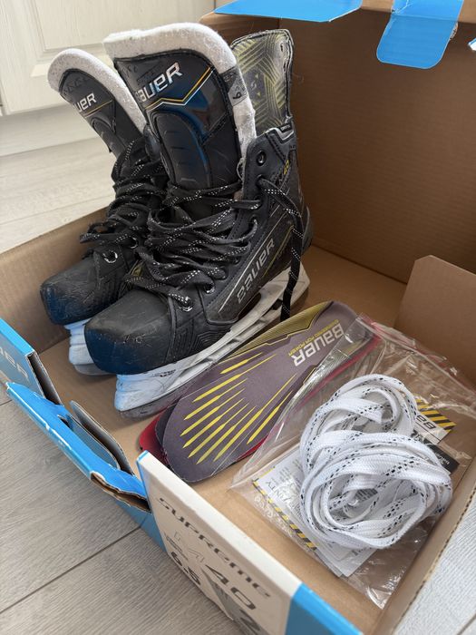 Коньки bauer 6,5 Supreme м40