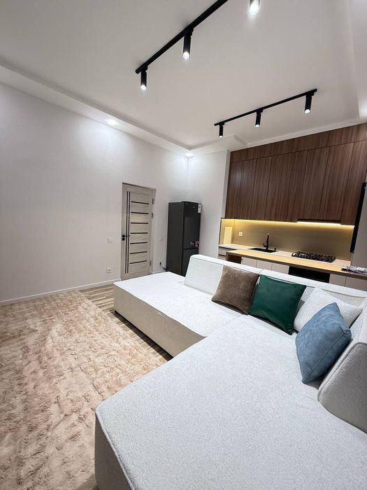 Yunusobod 13 kv IKAT novostroyka 3 xona evro remont Full