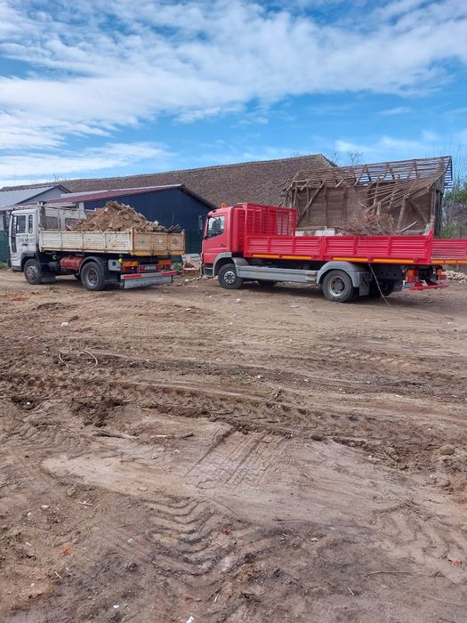 Executam lucrări cu excavatoru, transport  agregate, utilaje