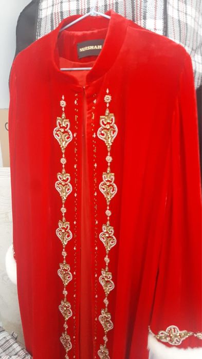 Бешпет от Нур шах в идеальном состоянии