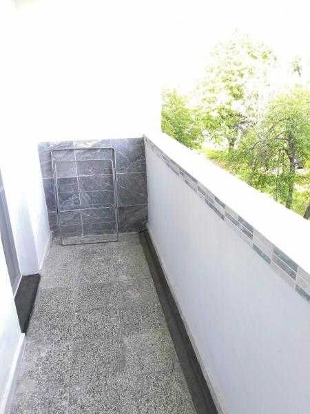 Дава се под наем Тристаен апартамент в Бургас, Изгрев - 65 кв.м за 433.5 € - Снимка #11