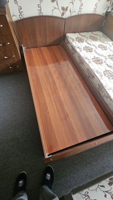 Продаются 2 односпальные кровати