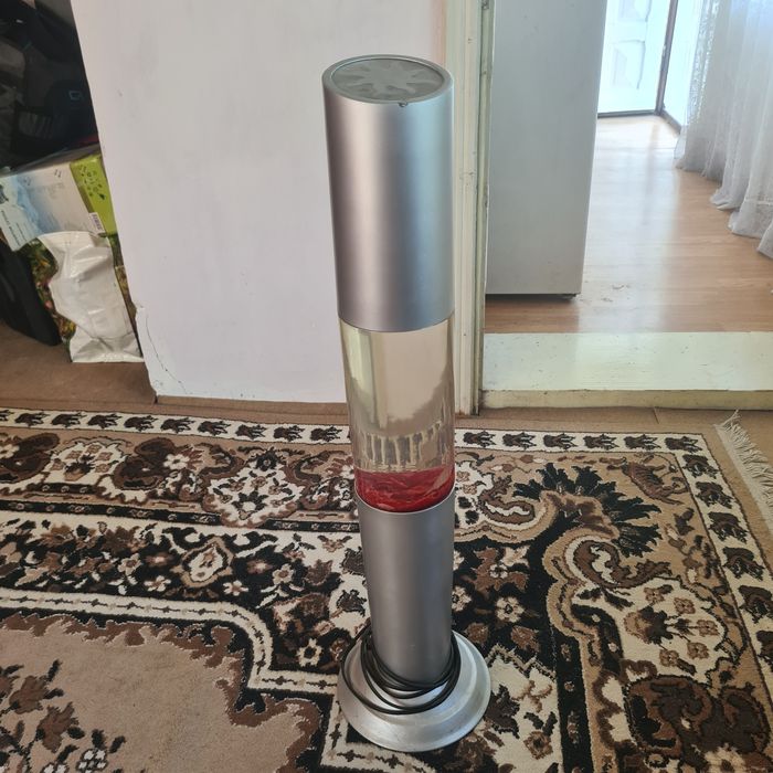 Lampa lava gigant de podea