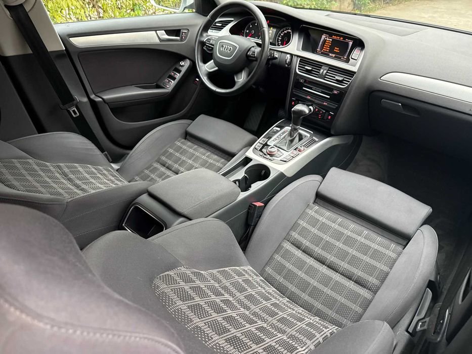 *** Dealer Auto *** Audi A4 sedan / 2.0tdi 150cp / Automat / Xenon / Navi / Garantie / Rate / Buy-Back