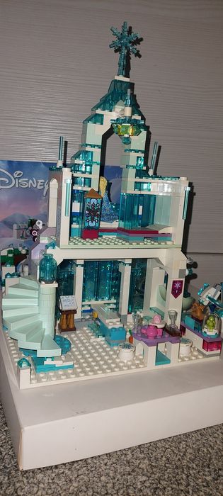 Ледяной замок эльзы Lego оригинал.