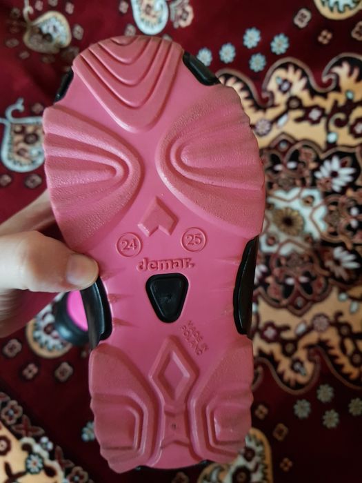 Продаю обувь зимнюю