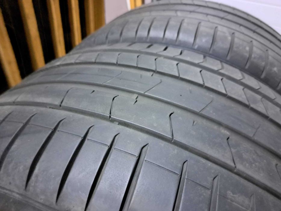 2 anvelope 305/40 R20 Pirelli RFT