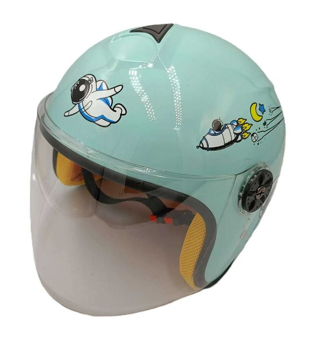 Детска мото каска шлем