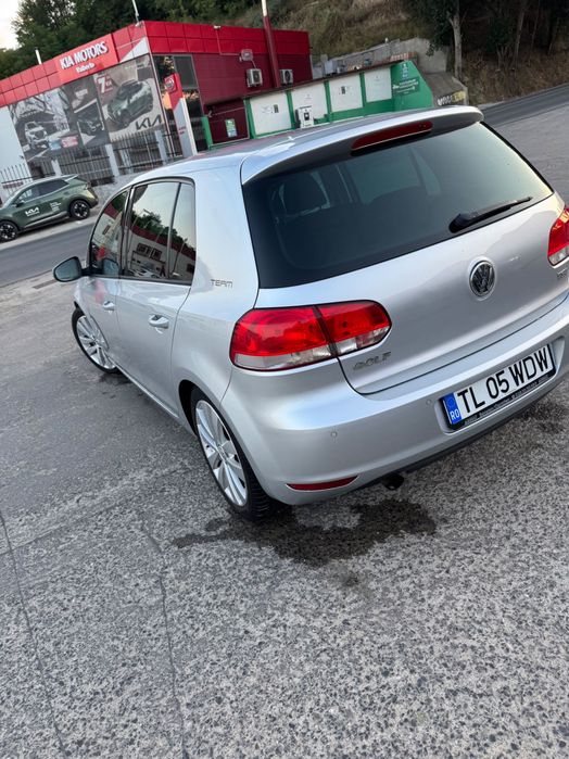 Vând Volkswagen golf 6 TEAM