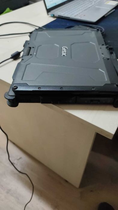 Vând Getac V110 Fully Rugged, laptop