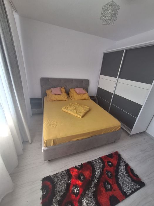 Vand apartament 2 camere 69mp,et2/4 cu lift