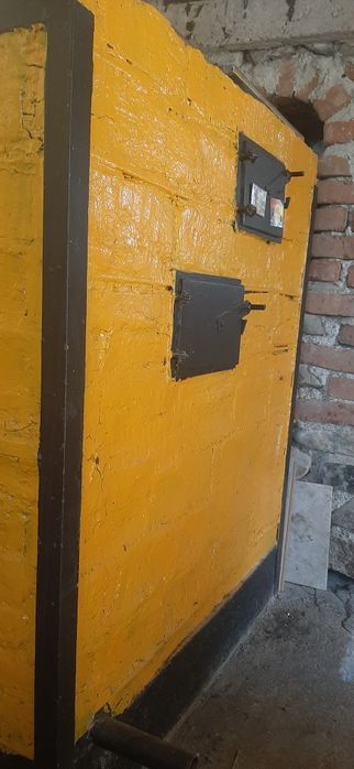 Vind centrala pe lemne de 75-80 KW nouo nefolosita niciodata
