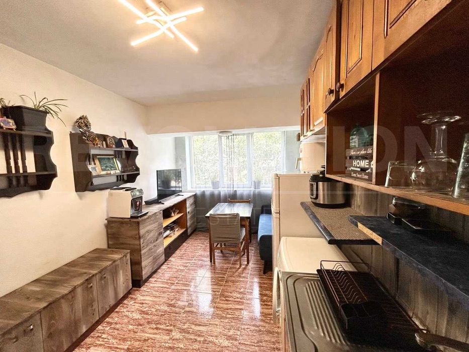 Продава се Тристаен апартамент в София, Лозенец - 70 кв.м за 4572 €/кв.м - Снимка #1