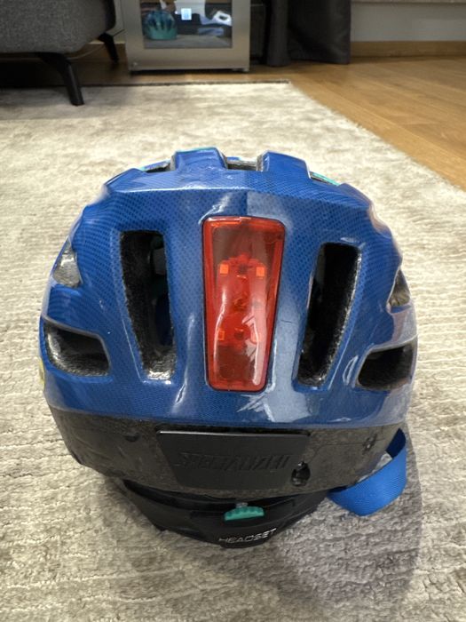 Specialized каска