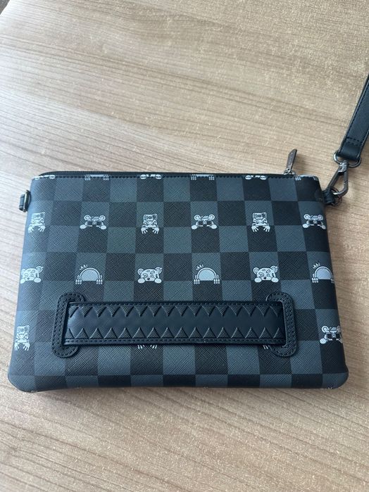 Sprayground LIMITED EDITION чанта