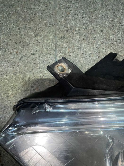 Vand faruri Mercedes a class w169 in stare buna