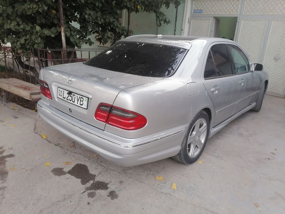 Mersedez benz w210