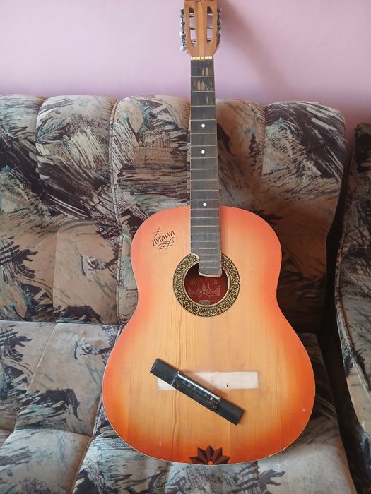 Китара за ремонт