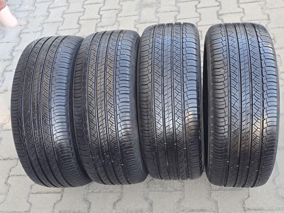 235 60 16 Michelin