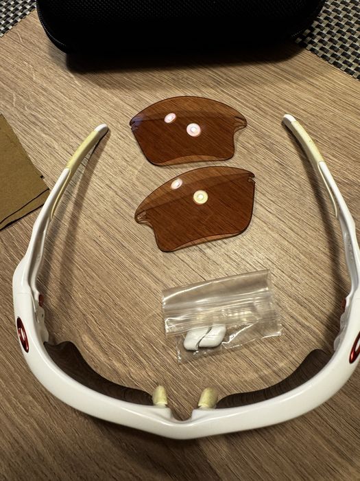 Oakley Fast Jacket Polarized Sunglasses Oo9097-3072 White/oo Red