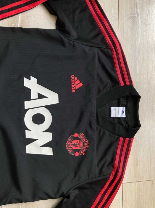 Адидас Манчестър Юнайтед Adidas Manchester United тренировъчна блуза М