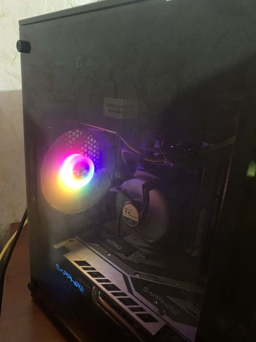 Продавам геймърски компютър