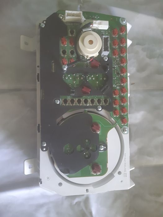 Янги исузи табло  сотилади келишилилган холда.