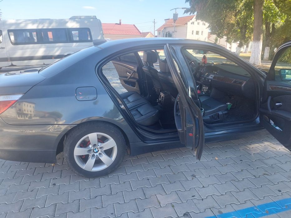 BMW 5 Series 0 — imagine 4