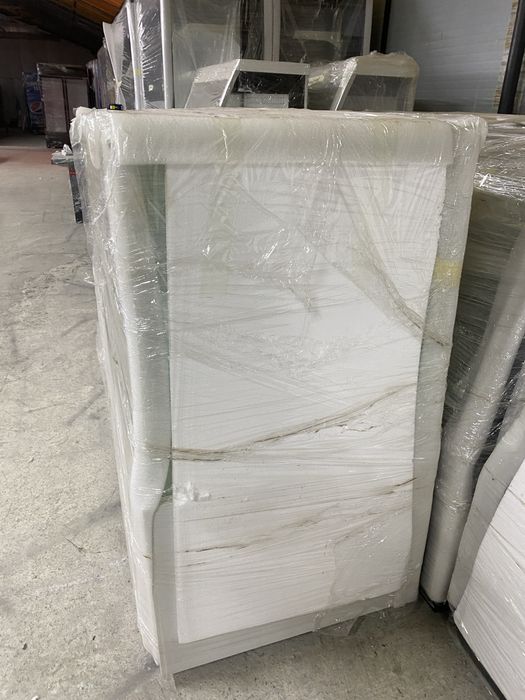 Vitrina frigorifica pentru prajituri