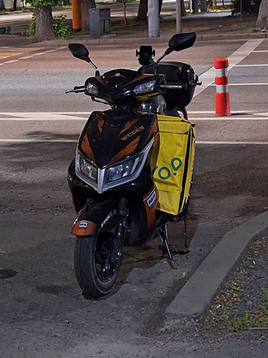 Мопед/скутер М8 хороший