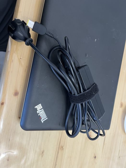 Lenovo ThinkPad E540 не включается