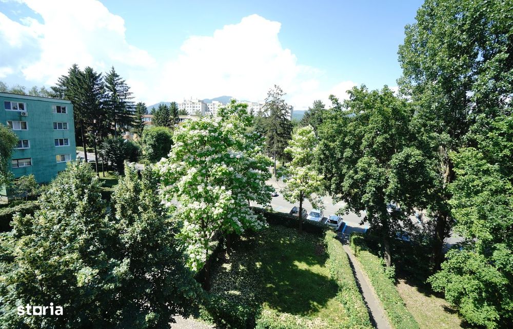 Vanzare apartament 2 camere zona Neptun, 54 mp, liber la vanzare