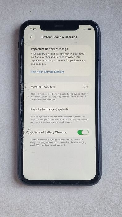 Iphone 11/64GB добро състояние