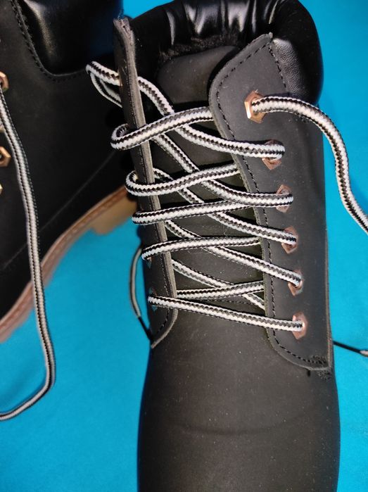 Обувь женские ботинки