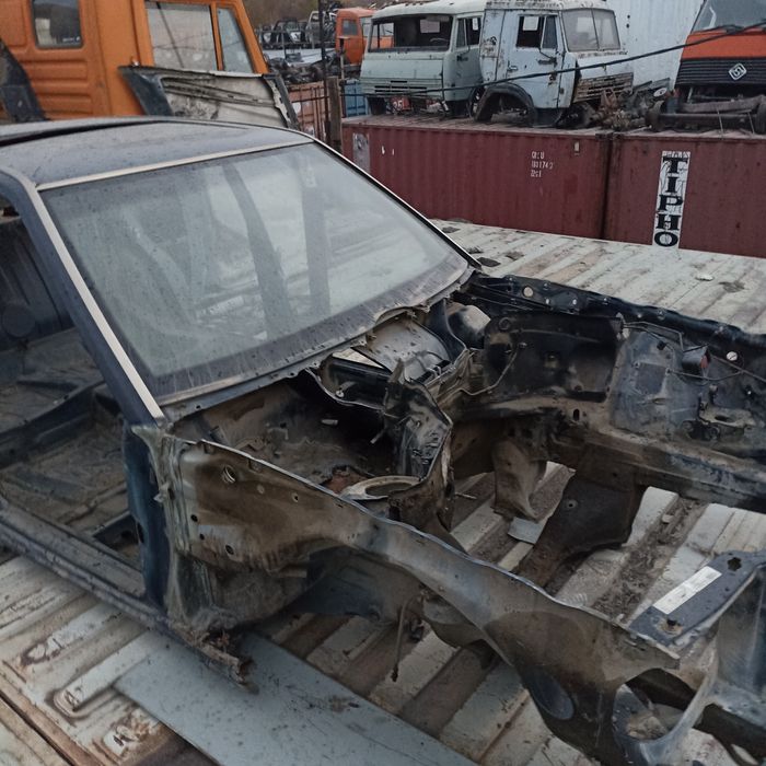 Кузов на Мерс 124