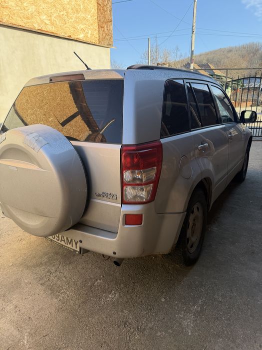 Vand sau schimb Suzuki grand vitara
