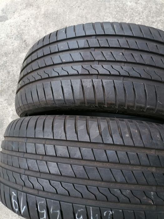 Vând două anvelope vară 245.45.19 și două 255.40.19