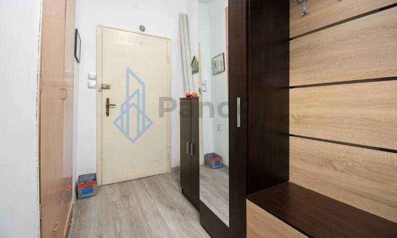 Тристаен апартамент под  наем в  кв. Суха река